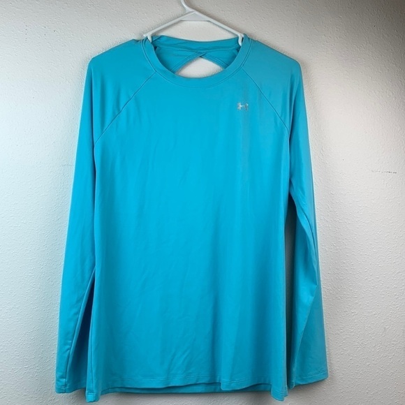 Under Armour open back heat gear, Tiffany blue yoga, running, athletic top EUC - Picture 2 of 5